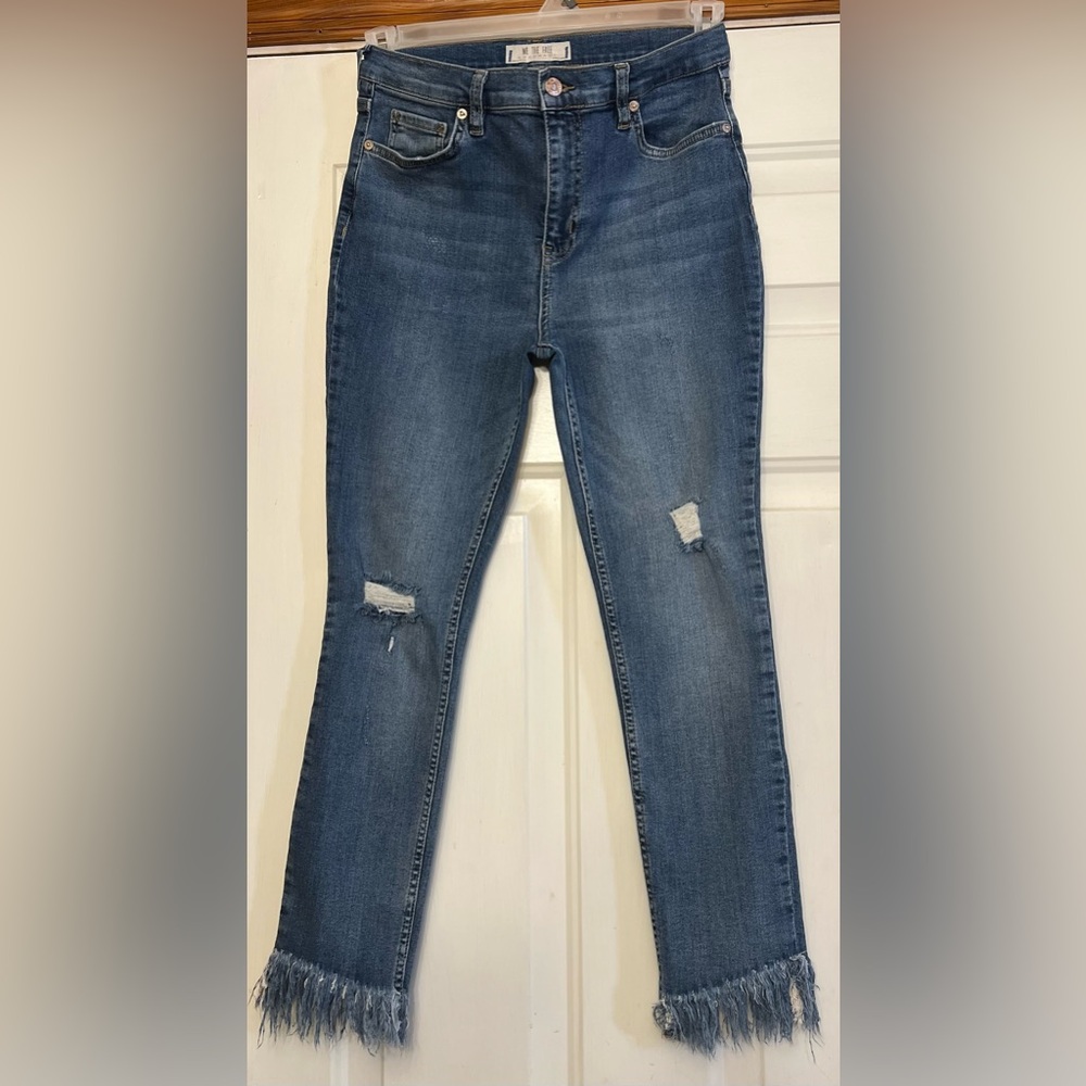 🌿 Free People -We The Free - Great Heights Frayed Skinny Jeans
